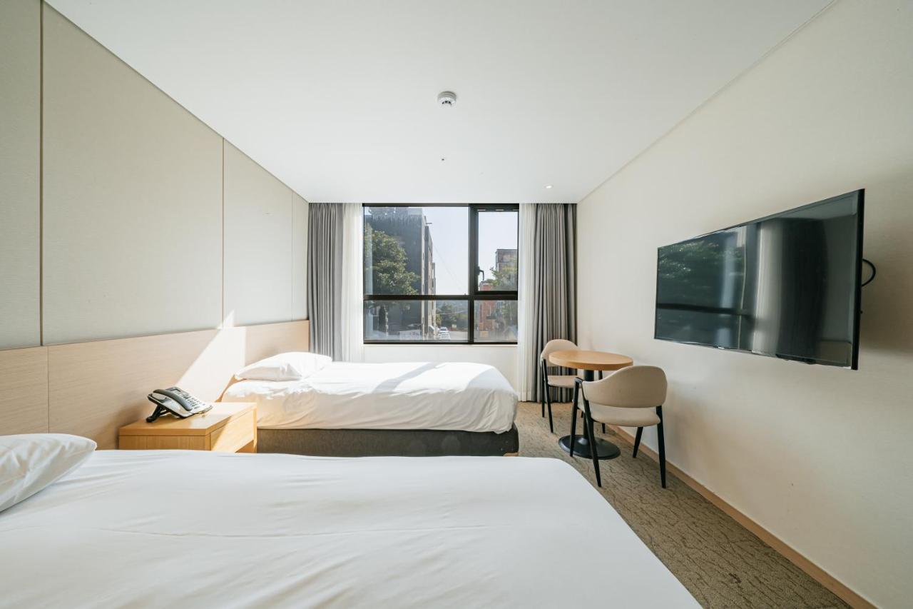 Hotel Zinc Seogwipo Exteriör bild