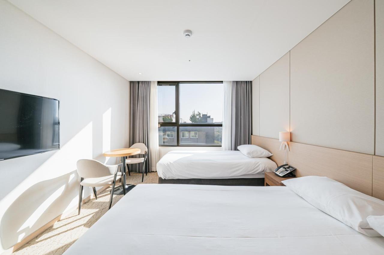 Hotel Zinc Seogwipo Exteriör bild