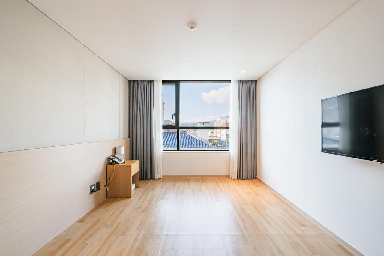 Hotel Zinc Seogwipo Exteriör bild